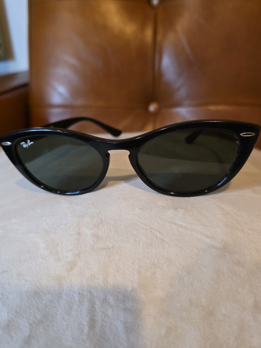 Ray-Ban RB4314-N NINA 601/31 Cat Eye Black Plastic Green Glass 54-18 Sold Out